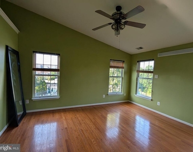 22611 Welborne Manor Square - Photo Thumbnail 21