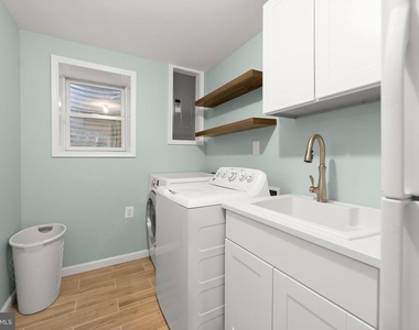 315 Center Street N - Photo Thumbnail 23