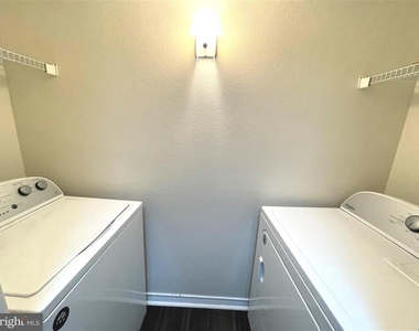 1505 Lincoln Way - Photo Thumbnail 27