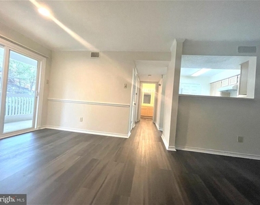 1505 Lincoln Way - Photo Thumbnail 7