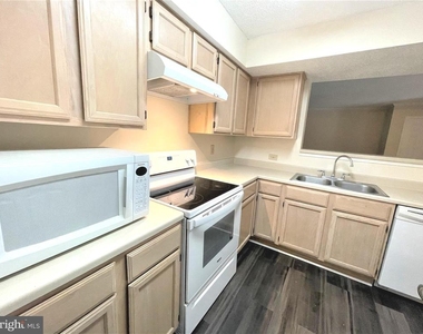 1505 Lincoln Way - Photo Thumbnail 17