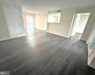 1505 Lincoln Way - Photo Thumbnail 4