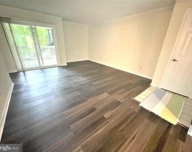 1505 Lincoln Way - Photo Thumbnail 9