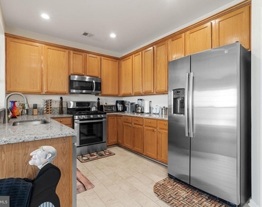 6339 Eagle Ridge Lane - Photo Thumbnail 9