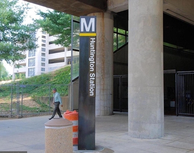 2059 Huntington Avenue - Photo Thumbnail 22