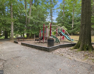 11619 Stoneview Square - Photo Thumbnail 36
