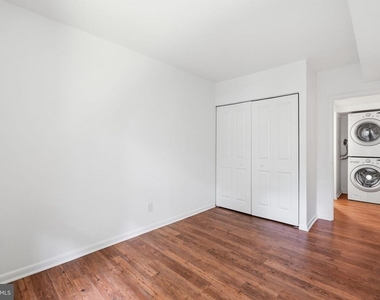 11619 Stoneview Square - Photo Thumbnail 24