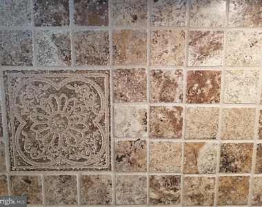 11619 Stoneview Square - Photo Thumbnail 4
