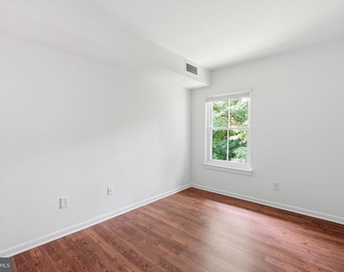 11619 Stoneview Square - Photo Thumbnail 25