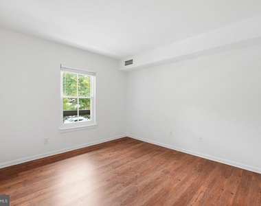 11619 Stoneview Square - Photo Thumbnail 19