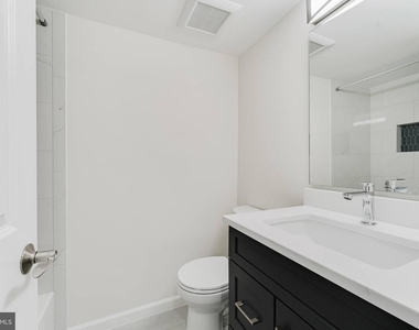 7107 Sontag Way - Photo Thumbnail 50