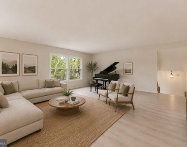 7107 Sontag Way - Photo Thumbnail 9