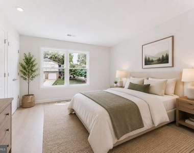 7107 Sontag Way - Photo Thumbnail 20