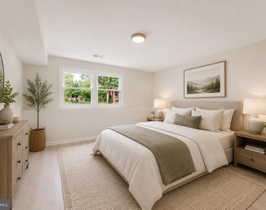 7107 Sontag Way - Photo Thumbnail 36