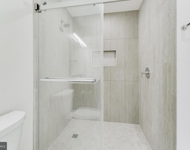 7107 Sontag Way - Photo Thumbnail 29