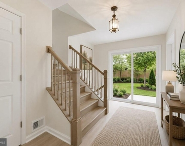 7107 Sontag Way - Photo Thumbnail 16