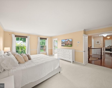 5667 Lonesome Dove Court - Photo Thumbnail 41