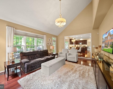 5667 Lonesome Dove Court - Photo Thumbnail 32