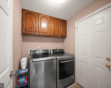 5667 Lonesome Dove Court - Photo Thumbnail 36