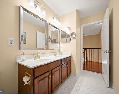 5667 Lonesome Dove Court - Photo Thumbnail 61