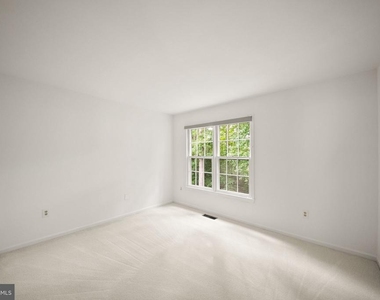5667 Lonesome Dove Court - Photo Thumbnail 58