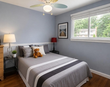 8913 Cromwell Drive - Photo Thumbnail 15