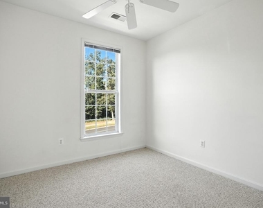 12180 Abington Hall Place - Photo Thumbnail 31