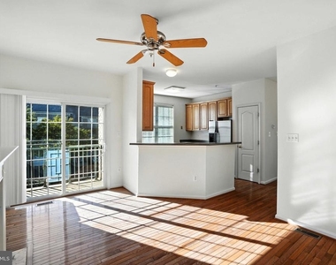 12180 Abington Hall Place - Photo Thumbnail 14