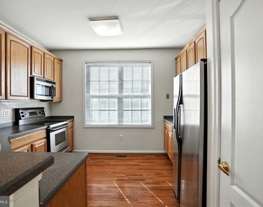 12180 Abington Hall Place - Photo Thumbnail 13
