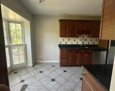7412 Hallcrest Drive - Photo Thumbnail 30