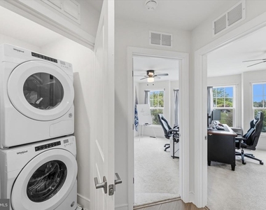 4256 Frost Street - Photo Thumbnail 18