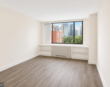 1111 Arlington Boulevard - Photo Thumbnail 1