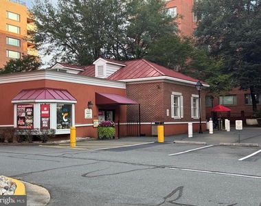 1111 Arlington Boulevard - Photo Thumbnail 13