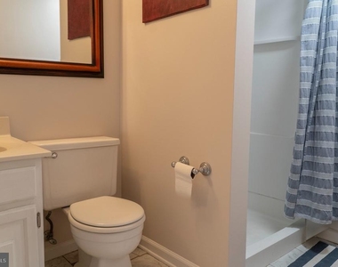 2510 S Walter Reed Drive - Photo Thumbnail 18