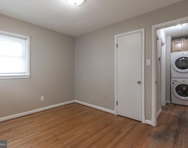 4141 21st Road N - Photo Thumbnail 5