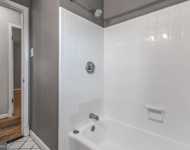 4141 21st Road N - Photo Thumbnail 11