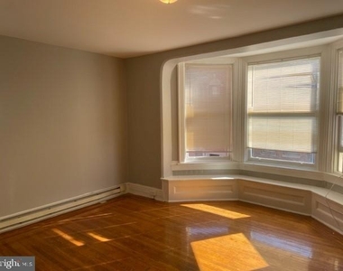 151 E Philadelphia Street - Photo Thumbnail 2