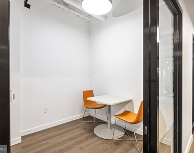 915 N Broad Street - Photo Thumbnail 21