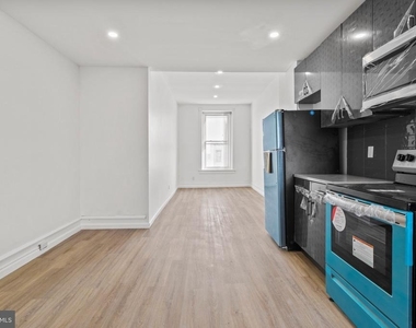 1602 S Broad Street - Photo Thumbnail 4
