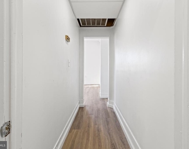 1602 S Broad Street - Photo Thumbnail 11