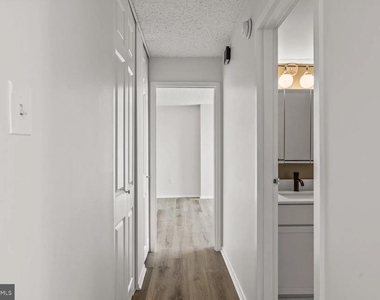 1500 Locust Street - Photo Thumbnail 17