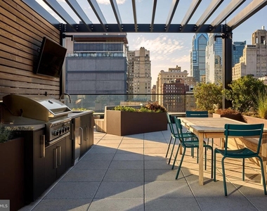 1134 Sansom Street - Photo Thumbnail 27