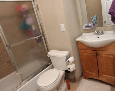 5760 N 20th Street - Photo Thumbnail 8
