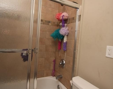 5760 N 20th Street - Photo Thumbnail 9