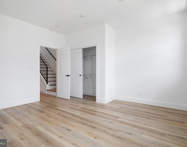 3108 Clifford Street - Photo Thumbnail 17
