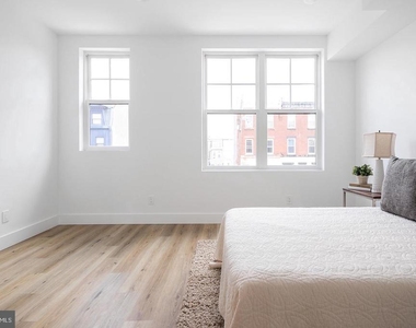 3108 Clifford Street - Photo Thumbnail 9