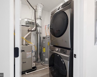 3108 Clifford Street - Photo Thumbnail 20