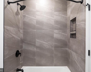 3108 Clifford Street - Photo Thumbnail 14