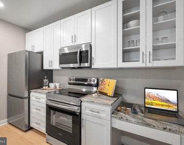 1601 Cherry Street - Photo Thumbnail 9
