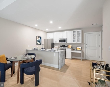 1601 Cherry Street - Photo Thumbnail 6